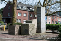 Sehenswürdigkeiten, Granitsteine aus Saint-Brieuc, Foto-Nr. 3, 02.04.2010|50.87356667,6.16451943991